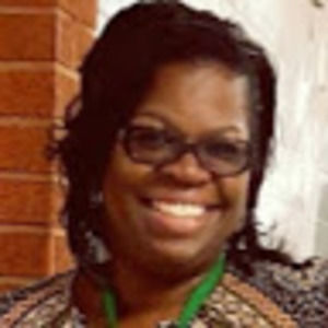 Meet your Posher, Raquel